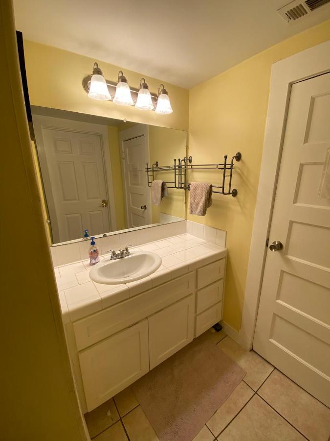 Private Large La Bedroom W Private Half-Bathroom - Ac - Wifi - Private Fridge Near Usc - Exposition Park - Usc Memorial Coliseum - Banc Of California Stadium - Downtown Los Angeles Dtla - University Of Southern California Usc! Esterno foto