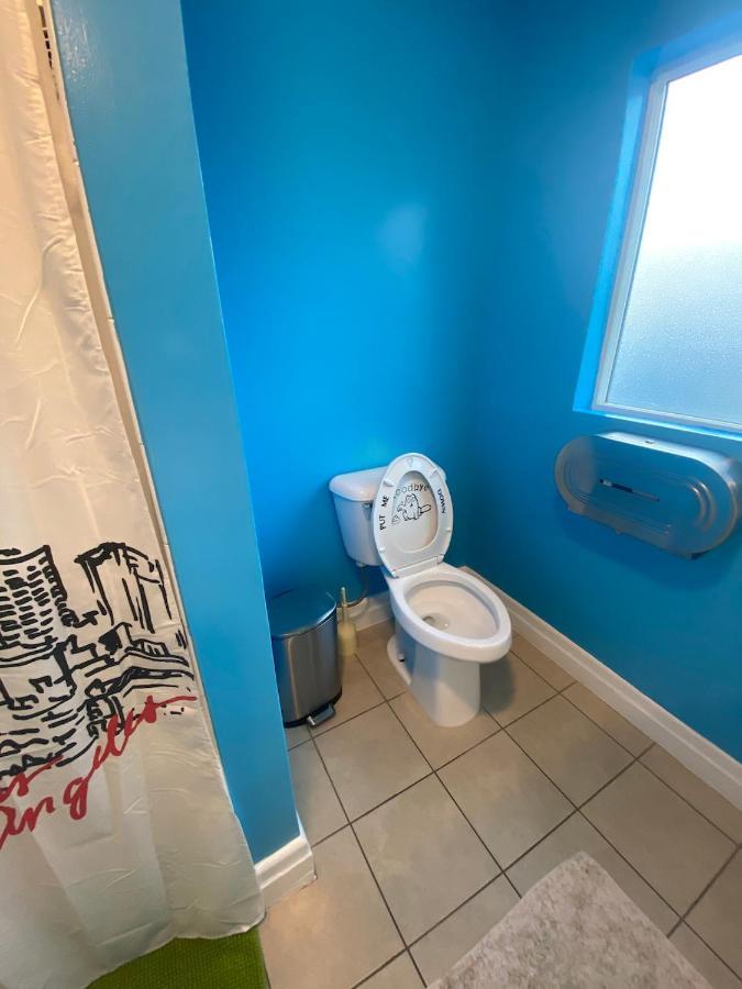 Private Large La Bedroom W Private Half-Bathroom - Ac - Wifi - Private Fridge Near Usc - Exposition Park - Usc Memorial Coliseum - Banc Of California Stadium - Downtown Los Angeles Dtla - University Of Southern California Usc! Esterno foto